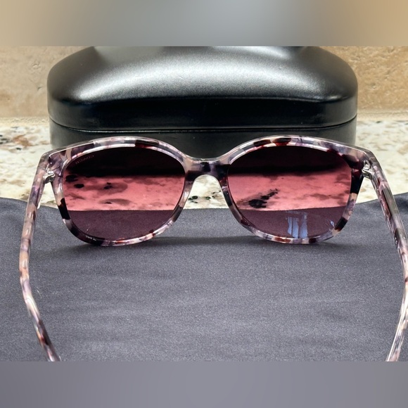 Brand NWOT COACH HC8132 L109 Sunglasses 🕶️ - Picture 3 of 16